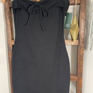 Black bodycon strapless dress